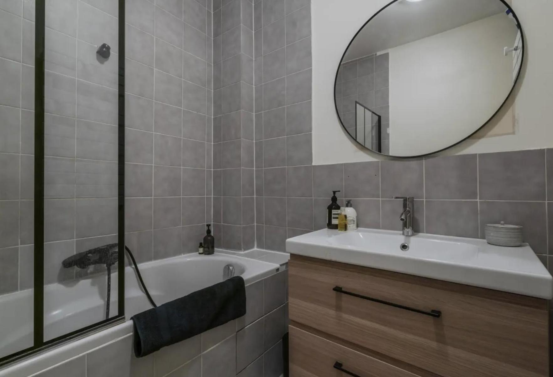 Appartement Parisien Baigne De Soleil Paris