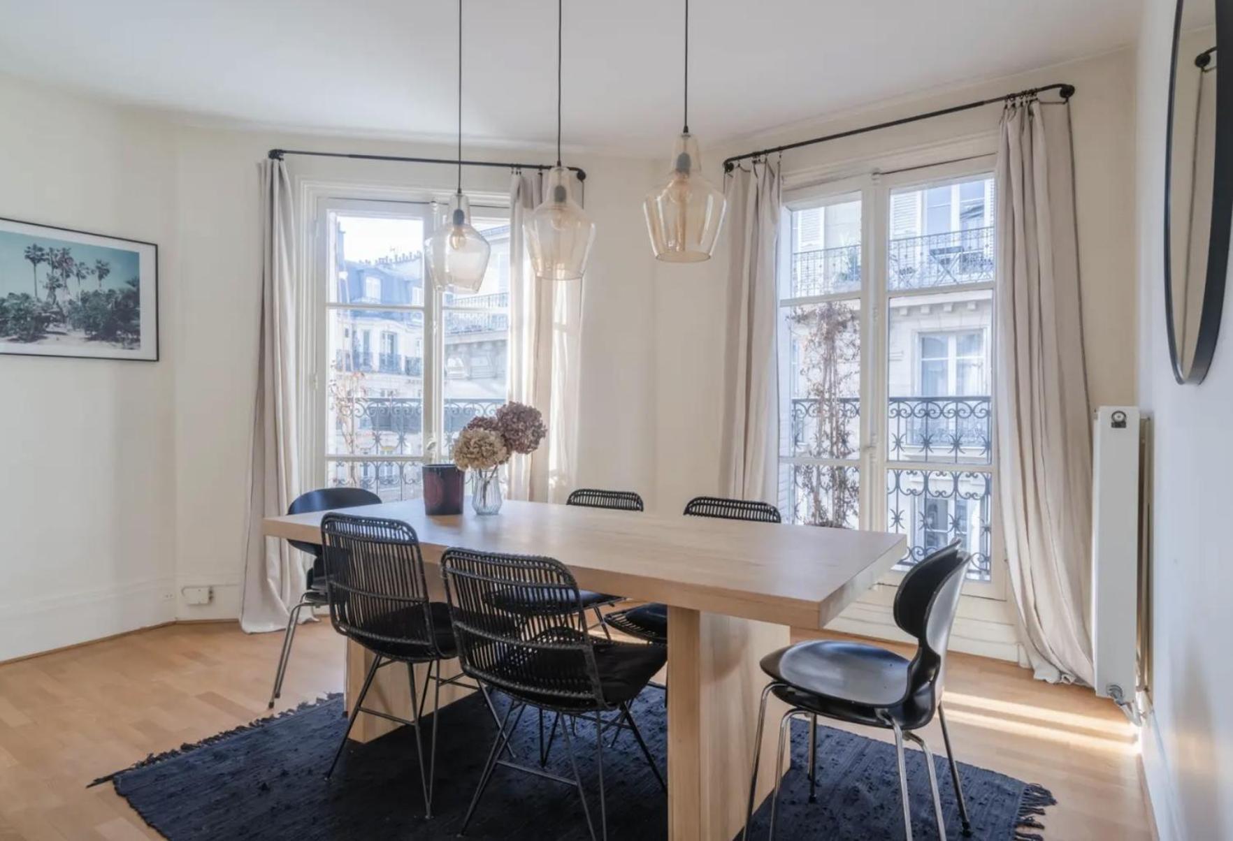Appartement Parisien Baigne De Soleil Paris